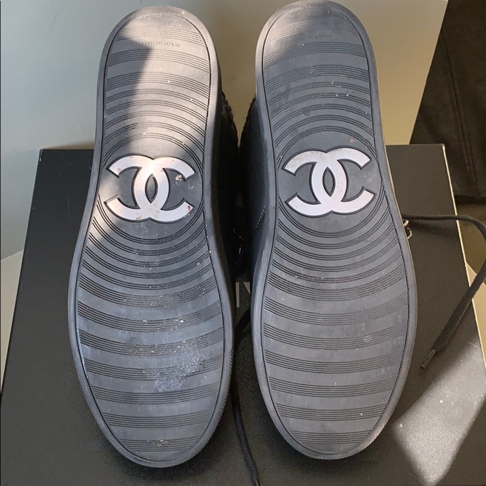 🎉HP🎉Chanel Lambskin Black Hightop Chain Sneakers - Picture 6 of 8